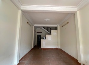 Bán nhà đường số 36, Bình Tân, 4x18m, 3.5 tấm, 8.8 tỷ, cắt Tên Lửa