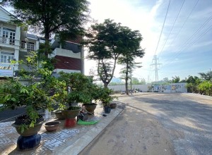 Cho thuê nhà đường số 5, Bình Tân khu Tên Lửa, 7x20m, 10 phongc