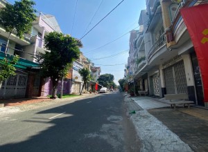 Cho thuê nhà đường số 7, Bình Tân Tên Lửa, thang máy, 6p, 7wc, 6x20m