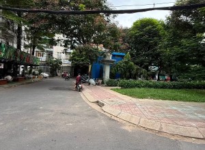 Bán Nhà Góc Tô Hiệu, Quận Tân Phú, 5x21m, 3 Lầu, 11.5 tỷ, có dòng tiền