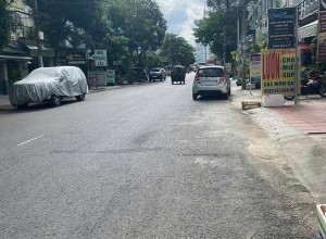 Cho thuê nhà đường số 49, Bình Tân Tên Lửa, 4x18m, 3.5 tấm, 15 triệu