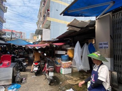 Bán - Hẻm chợ Nguyễn Mỹ Ca, Q Tân Phú -  5.5x19 (104.5) -  1 tầng - 10 tỷ