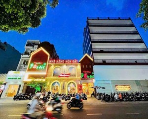 Bán nhà MTKD Tân Sơn Nhì, Q Tân Phú - 11.75x25.26m - 3 tầng - 72 tỷ